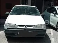 Usado Renault R9 80 CV (58 kW) 1995 Blanco Berlina