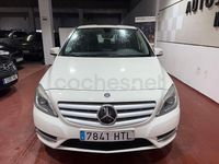 Usado Mercedes B180 109 CV (80 kW) 2013 Blanco Monovolumen