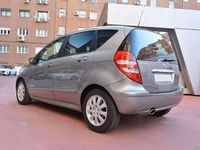 Usado Mercedes A160 Elegance 82 CV (60 kW) 2008 Plateado Utilitario