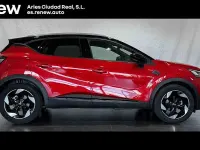 Usado Renault Captur Techno 101 CV (74 kW) 2025 Rojo SUV