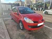Usado Renault Clio II Exception 75 CV (55 kW) 2008 Rojo Berlina