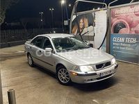 Usado Volvo S40 122 CV (89 kW) 2002 Gris / plata Berlina