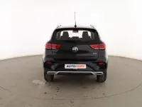 Usado MG ZS Comfort 106 CV (77 kW) 2023 Negro SUV