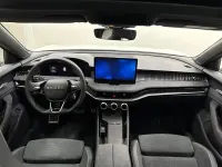 Usado Skoda Superb SportLine 204 CV (150 kW) 2026 Blanco Familiar
