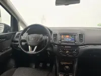 Usado Seat Alhambra Reference 150 CV (110 kW) 2013 Gris / plata Monovolumen