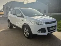 Usado Ford Kuga Trend 140 CV (102 kW) 2013 Blanco SUV