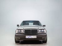 Usado Mercedes E300 220 CV (161 kW) 1992 Gris Descapotable