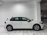 Usado VW Golf VIII 110 CV (80 kW) 2021 Blanco Berlina