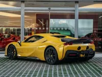 Usado Ferrari SF90 1001 CV (736 kW) 2021 Amarillo Berlina