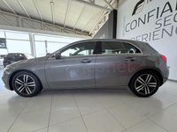 Usado Mercedes A180 116 CV (85 kW) 2022 Gris / plata Berlina