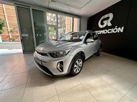 Usado Kia Stonic 100 HP (73 kW) 2024 Cinzento SUV