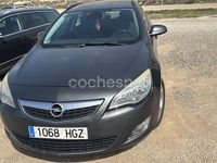 Usado Opel Astra Sportive 110 CV (80 kW) 2011 Gris / plata Familiar