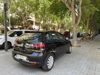 Begagnad Seat Ibiza Reference 70 HK (51 kW) 2008 Svart Sedan