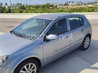 Usado Opel Astra Enjoy 90 CV (66 kW) 2007 Gris / plata Berlina