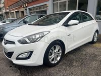 Usado Hyundai i30 110 CV (80 kW) 2013 Blanco Berlina