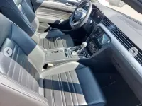 Usado VW Passat R-line 150 CV (110 kW) 2023 Gris Familiar