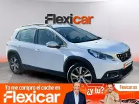 Usado Peugeot 2008 Active 100 CV (73 kW) 2019 Blanco SUV