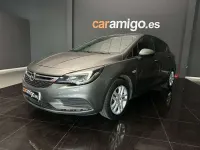Usado Opel Astra Selective 125 CV (91 kW) 2018 Gris Berlina