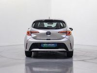 Usado Toyota Corolla Active 122 CV (89 kW) 2021 Gris Berlina