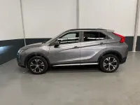 Usado Mitsubishi Eclipse Cross Motion 163 CV (119 kW) 2019 Gris / plata SUV