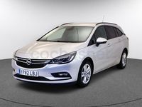 Usado Opel Astra Selective 110 CV (80 kW) 2019 Gris / plata Berlina