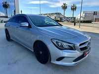 Usado Mercedes CLA200 Shooting Brake 136 CV (100 kW) 2019 Gris / plata Familiar