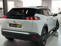 Usado Peugeot 2008 Allure 110 CV (80 kW) 2022 Blanco SUV