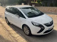 Usado Opel Zafira Tourer Excellence 136 CV (100 kW) 2016 Blanco Monovolumen