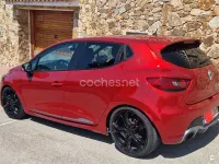 Usado Renault Clio IV 200 CV (147 kW) 2015 Rojo Berlina