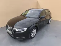 Usado Audi A3 Attraction 110 CV (80 kW) 2015 Negro Berlina