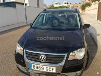 Usado VW Touran 105 CV (77 kW) 2008 Negro Monovolumen