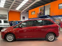 Usado Ford Grand C-Max Titanium 125 CV (91 kW) 2017 Granate Monovolumen
