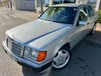 Usado Mercedes E300 147 CV (108 kW) 1992 Beige Familiar