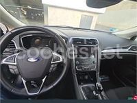 Usado Ford Mondeo Titanium 165 CV (121 kW) 2019 Gris / plata Berlina