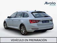 Usado Skoda Superb Ambition 150 CV (110 kW) 2022 Familiar