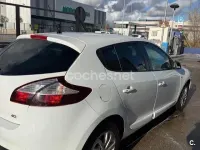 Usado Renault Mégane Bose Edition 110 CV (80 kW) 2015 Blanco Berlina
