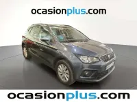 Usado Seat Arona Style 110 CV (80 kW) 2021 Gris SUV