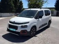 Usado Citroën Berlingo Feel 102 CV (75 kW) 2020 Blanco Monovolumen