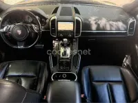Usado Porsche Cayenne 380 CV (279 kW) 2012 Negro SUV