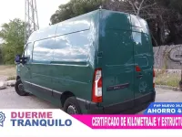 Usado Renault Master 135 CV (99 kW) 2021 Verde Monovolumen