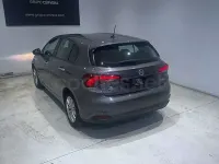 Usado Fiat Tipo Easy 95 CV (69 kW) 2019 Gris / plata Berlina
