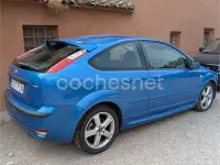 Usado Ford Focus Sport 115 CV (84 kW) 2006 Azul Berlina
