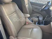 Usado SsangYong Rodius Limited 165 CV (121 kW) 2008 Gris / plata Monovolumen