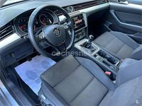 Usado VW Passat Executive 150 CV (110 kW) 2019 Gris / plata Berlina