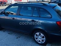 Usado Skoda Fabia Family 86 CV (63 kW) 2014 Gris / plata Berlina