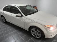 Usado Mercedes C220 Avantgarde 170 CV (125 kW) 2009 Blanco Berlina