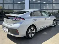 Usado Hyundai Ioniq 141 CV (103 kW) 2022 Gris Utilitario