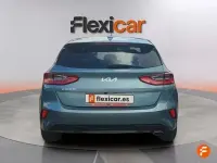 Usado Kia Ceed 100 CV (73 kW) 2022 Verde Utilitario