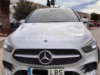 Usado Mercedes B200 136 CV (100 kW) 2019 Gris / plata Monovolumen