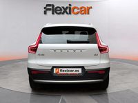 Usado Volvo XC40 Core 163 CV (119 kW) 2024 Blanco SUV